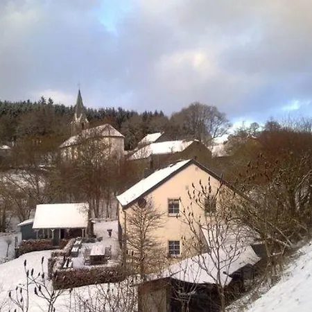 Holiday home Beautiful With Garden In Houffalize *